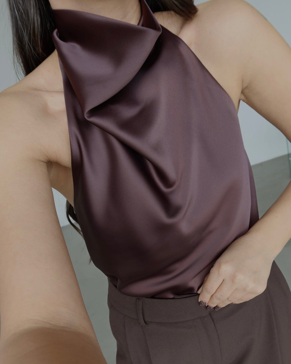 Elegant Black Satin Halter Neck Top | توب ساتان أسود أنيق بياقة هالتر