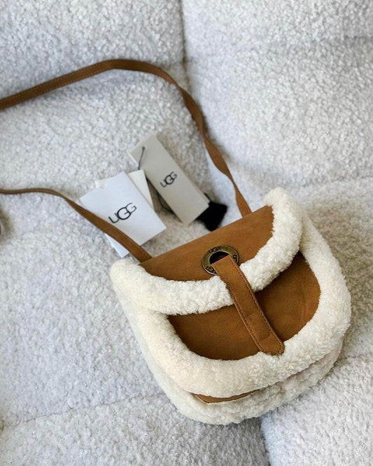 شنطة UGG