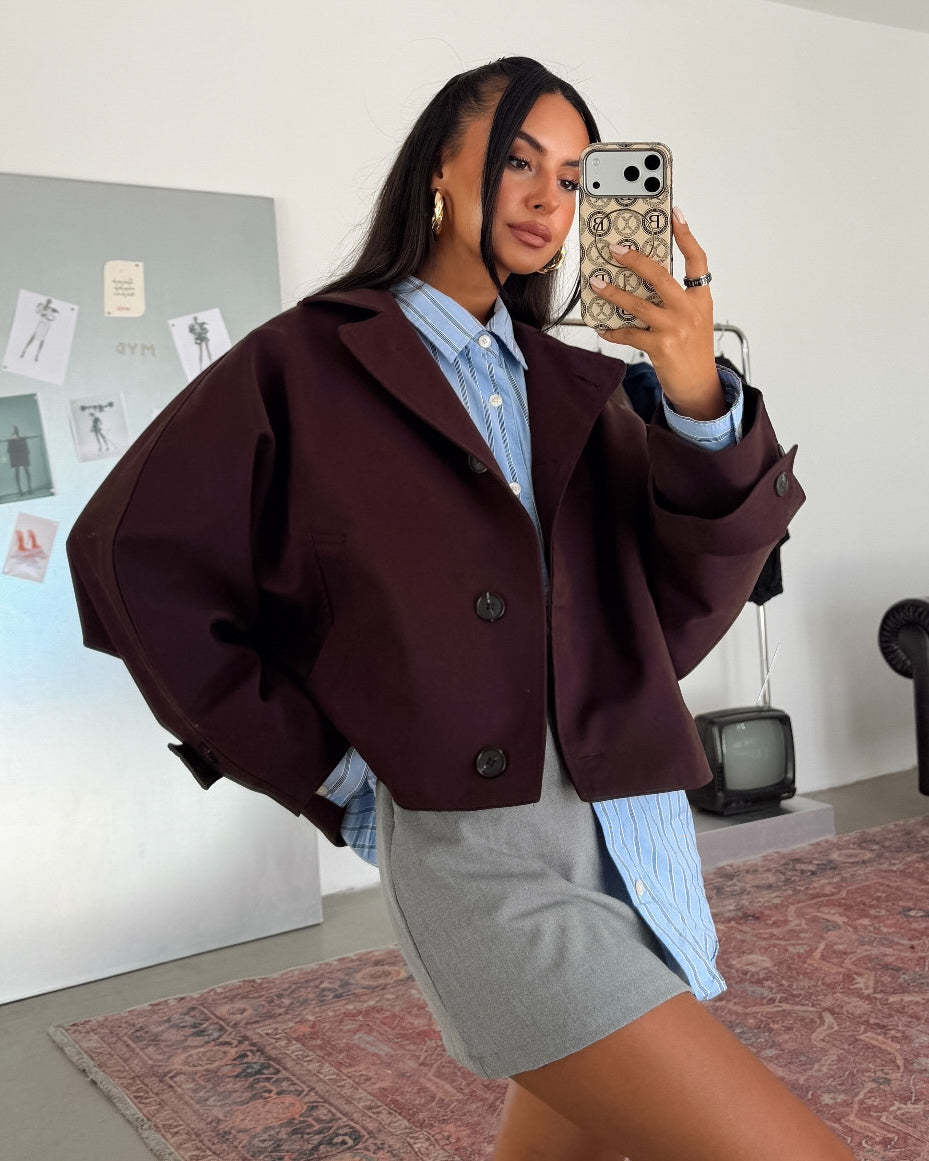 Maroon Oversized Cropped Jacket with Balloon Sleeves & Button Front | جاكيت خمري قصير أوفر سايز بأكمام بالون وأزرار أمامية