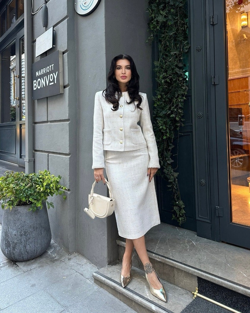 סט טוויד באמצע אורך