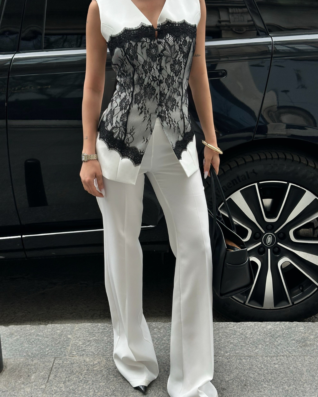 White Lace Vest & Wide-Leg Pants Set | طقم فيست دانتيل وبنطلون واسع باللون الابيض