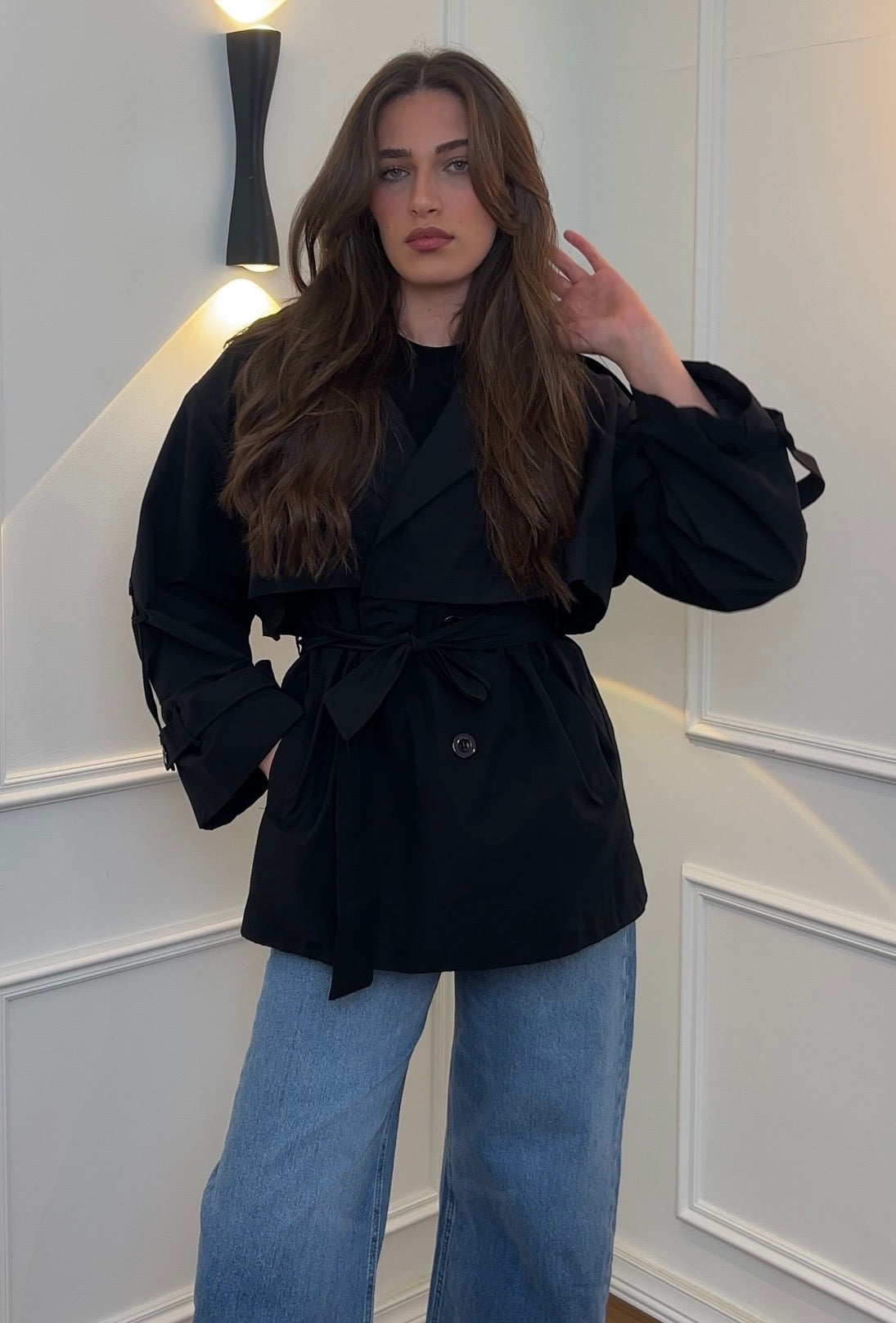 Elegant Black Belted Trench Jacket with Wide Lapels | جاكيت ترنش اسود أنيق بحزام وياقة عريضة