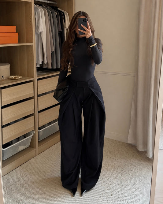 High Waisted Flowy Wide Leg Tailored Pants in Black |  بنطلون واسع بقصّة رسمية أنيقة باللون الاسود